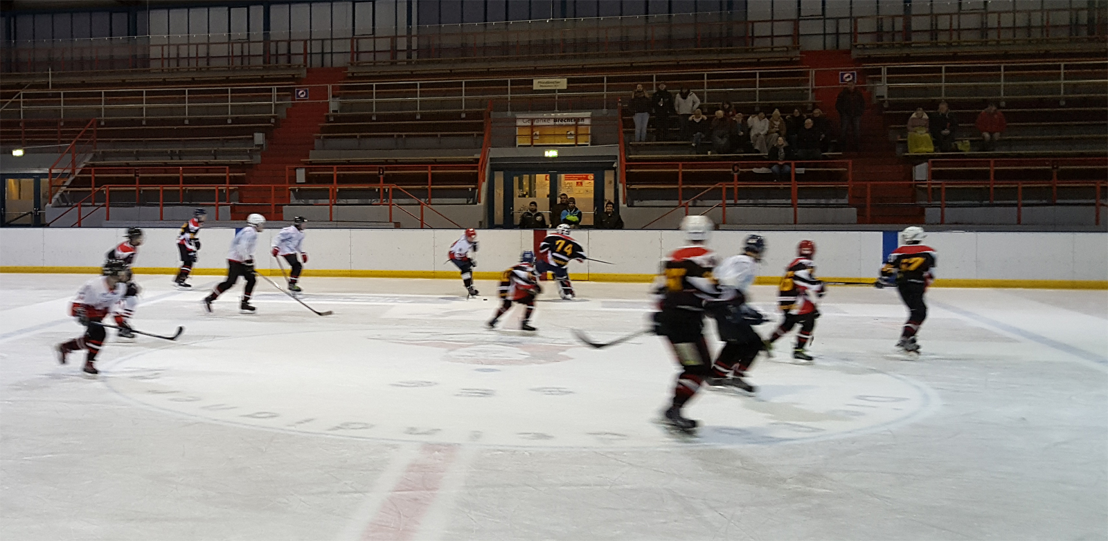 Junioren vs. Senioren am 12. März 2019